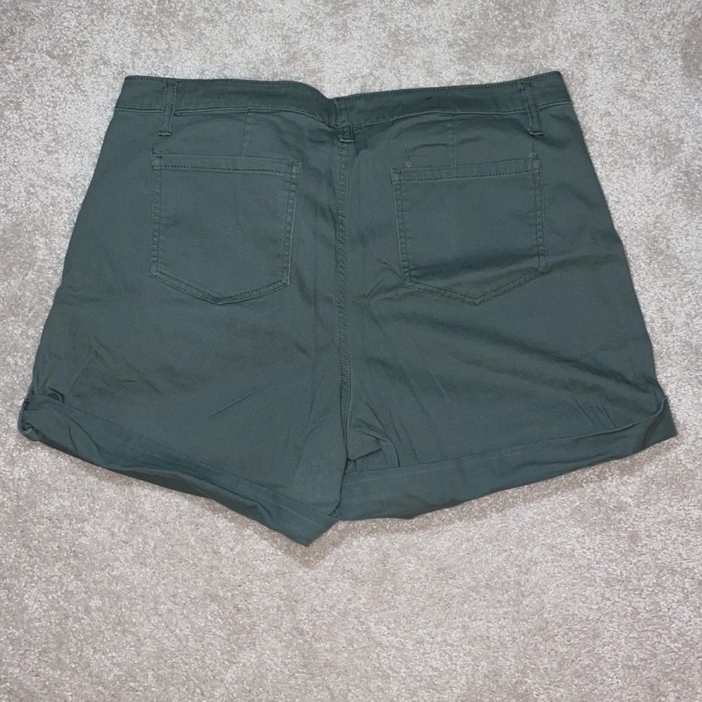 Utility Shorts - Picture 2 of 3
